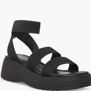 NWT! STEVE MADDEN J SAMMIE PLATFORM SANDAL